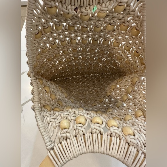 Macrame beach bag with wood, beading, design and wooden circular handles  boho - Picture 4 of 6